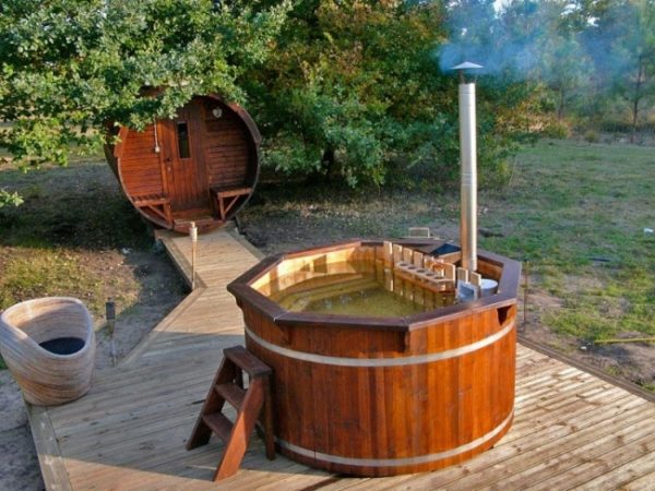 Wooden hot tub Wooden hot tub