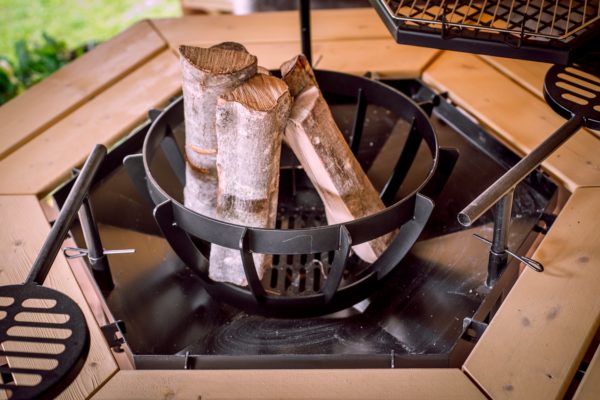 Grill and Chimney Set Grill and Chimney Set